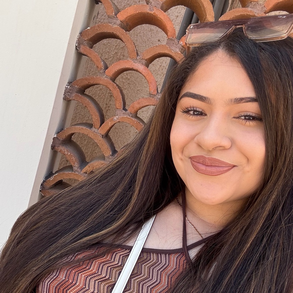 Meet your Posher, Christine